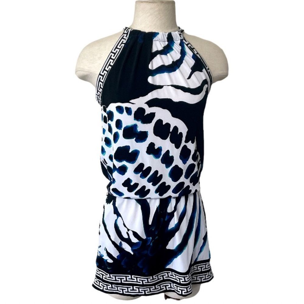 White House black market black and white short sleeveless dress
